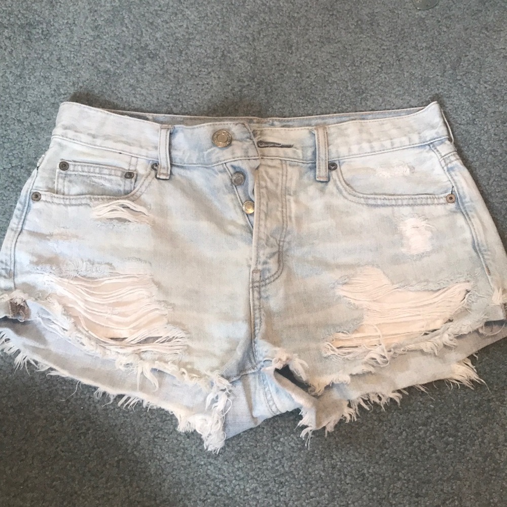 American Eagle Tomgirl shorties!!